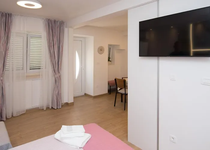 Lägenhet Cozy Honeymoon Apartment In The Old Town